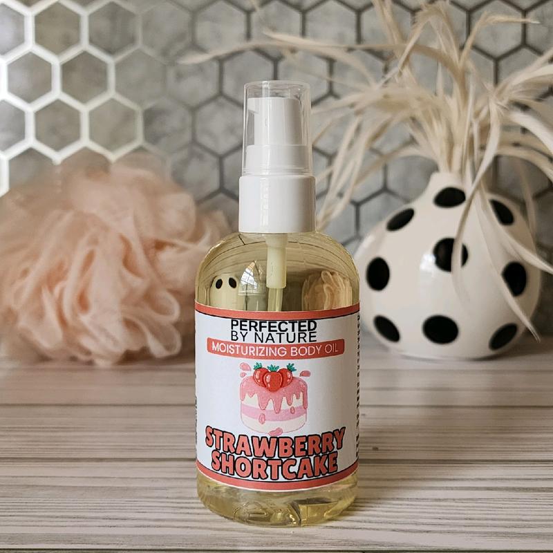 Body Oil Strawberry Shortcake - Nourishing Moisturizer for Ultimate Comfort and Body Care