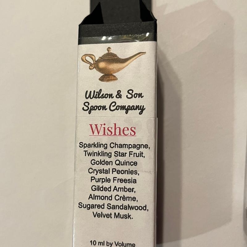 Wishes Body Oil - Unisex Scent with Champagne, Fruit, and Peonies Aroma 10 ml