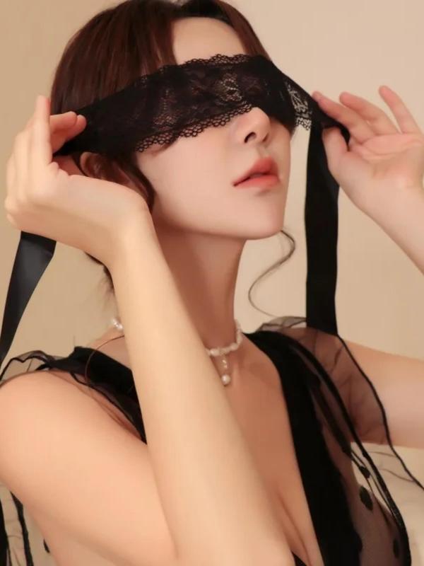 Solid Color Contrast Lace Eye Mask, 2024 New Style Adjustable Romantic Blindfold Eye Covering for Women, Fashion Accessories for Party, Daily Clothing Decor