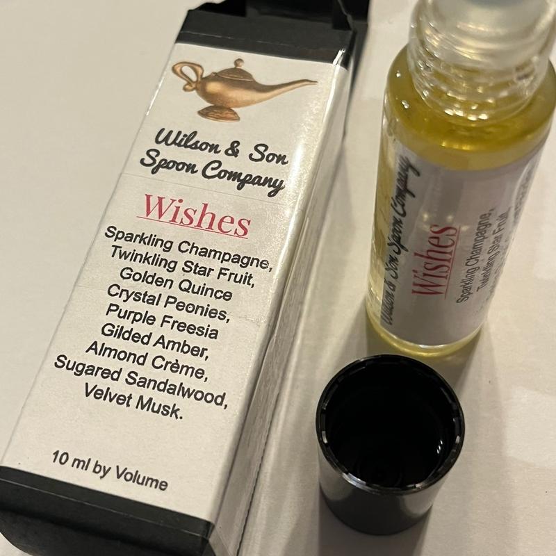 Wishes Body Oil - Unisex Scent with Champagne, Fruit, and Peonies Aroma 10 ml