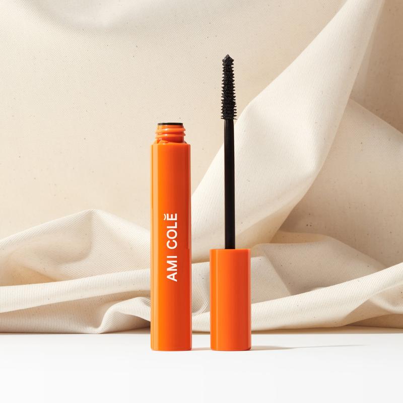 Lash-Amplifying Mascara