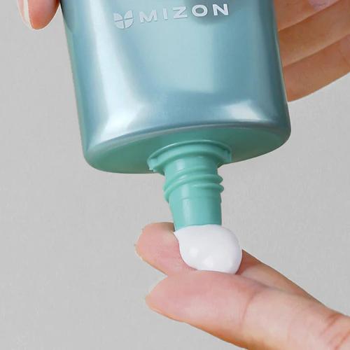 [Mizon] Cicaluronic Non-Nano Sun Block SPF 50+ PA+++ 50ml, Long-Lasting UV Protection & Hydrating, Suitable for Multiple Skin Types