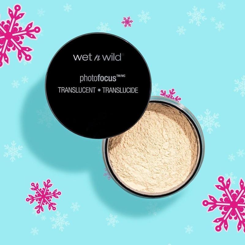 wet n wild Photo Focus Loose Baking Setting Powder, Highlighter Makeup, Fair to Medium & Tan Skin Tones, Translucent