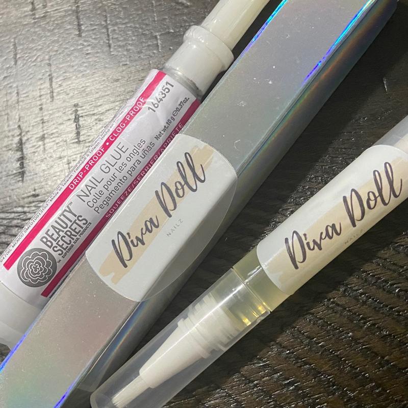 Beauty Secrets Nail Glue - Dip Proof, Clog Proof Applicator & Diva Doll Nailz Cuticle Oil Pen Combo.  Un Scented cuticle oil pen high quanlity viral press