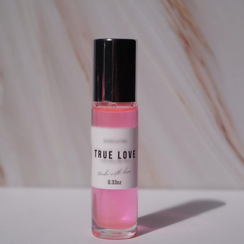 TRUELOVE ROLL-ON OIL  WOWLAVISH