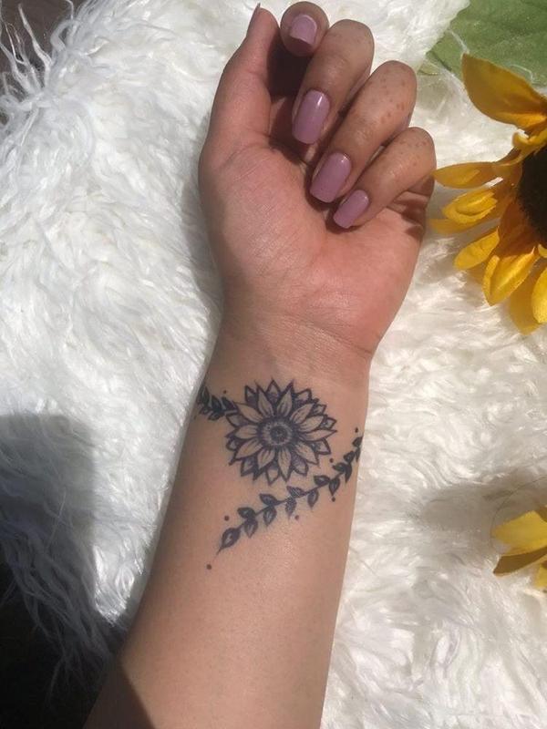 All Natural Jagua Cones | For Body Art Designs and Tattoos | Rich Dark Bluish Black Stain | Organic | No Preservatives, Dyes, PPD or Chemicals Added